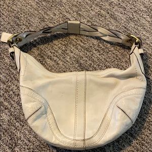 Small hobo style shoulder bag. All leather!